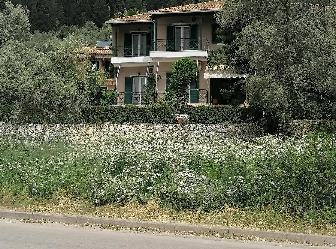 Alexia דירה נידרי